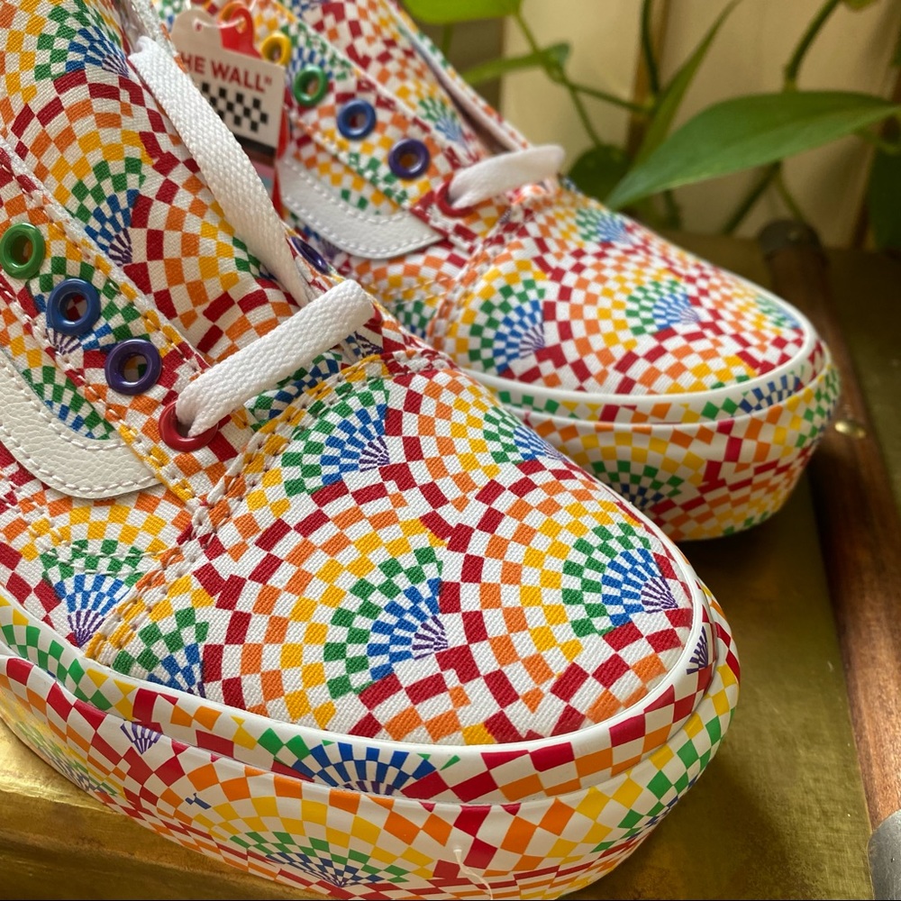 Vans LGBTQ love is love rainbow sneakers shoes lace up skater - Picture 9 of 12